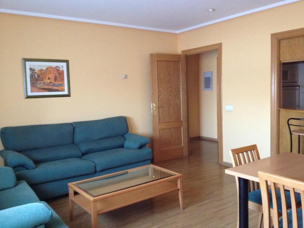 Apartamentos Turisticos Puerta De Leon Room photo
